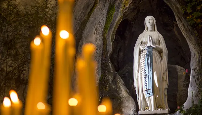 Vieni con noi a Lourdes